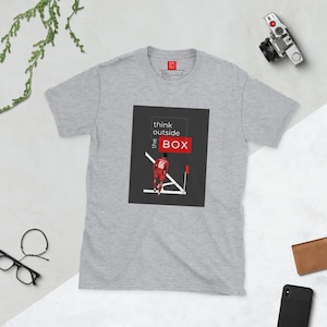 Think Outside The Box - Trent Alexander-Arnold T-shirt: Show Your Support for the Liverpool FC Star - LFC Gift - LFC Graphic Tee