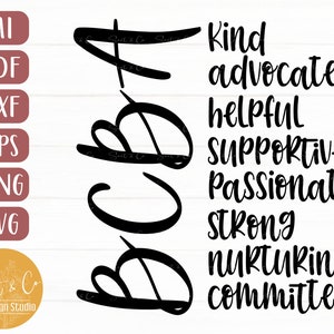 Puede incluir: Diseño gráfico en blanco y negro con la palabra "BCBA" en letras grandes y estilizadas. Las letras están rodeadas de una lista de palabras que describen cualidades positivas, que incluyen "amable", "abogado", "servicial", "solidario", "apasionado", "fuerte", "cuidadoso" y "comprometido".
