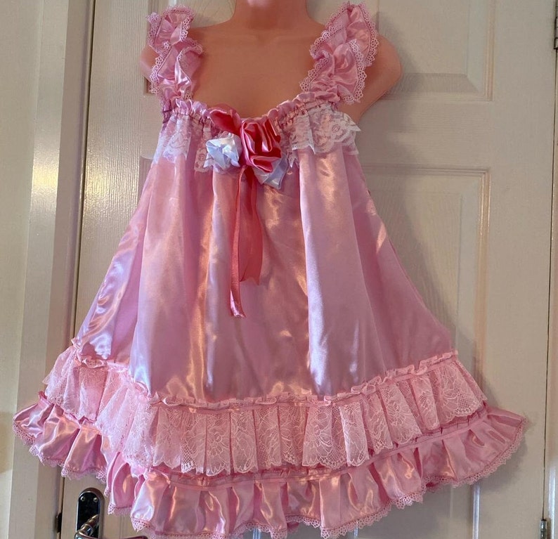 Satini Lingerie Satijn Sissy Babydoll Ruche Frilly Kant Slip Nachtkleding Jurk (Wit, S