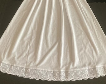 Soft Cotton Half Slip,Underskirt, Petticoat Lightweight,Pure White,Stretchy Lace Edged,UK free delivery 30 In Stock