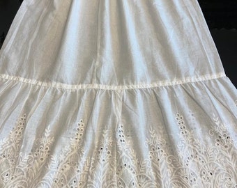 White Skirt, 100% Lone Cotton, Delicate Cutwork Design Long Skirt, Pretty Victorian/Edwardian, style, Scalloped Cutwork design  Edge,