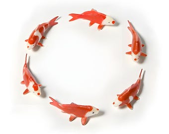 Kikusui Koi Fish Figurine – Realistic Resin Miniature – Handcrafted Mini Collectible – Colorful Aquarium, Home & Office Decor