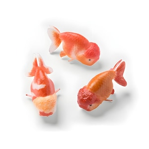 Orange Ranchu Resin Figurine – Hand-Painted Mini Sculpture, 2–15 cm Options for Aquarium Decor