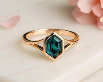 六角形グリーンサファイア婚約指輪 14Kソリッドイエローゴールドベゼル 