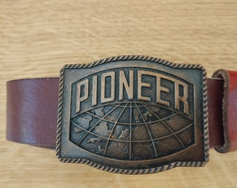 pioneer trouser belt, old, vintage, stylish, trouser belt, pioneer pants, vintage trouser paek, trousers, red paek, 80s