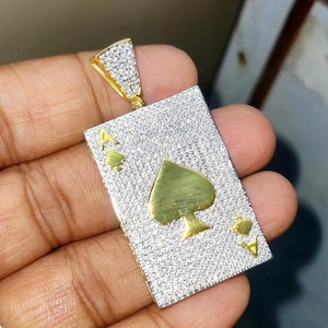 Diamant-Anhänger Rund Simulierter Diamant Schürhaken-Karte Iced Ace Spade Anhänger 14 Gelbgold-Finish Hip-Hop-Diamant-Anhänger Schürhaken-Karten-Anhänger