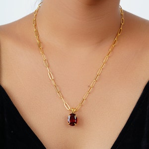 Collier Quartz Rubis | Pendentif en pierre ovale | Collier Quartz Argent Rubis | Collier minimaliste en quartz rubis plaqué or | Cadeau de Noël