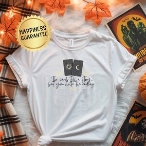 Tarot Karten T-Shirt: Unisex Witchy Occult Fashion