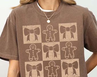 Camiseta de colores cómodos, linda camiseta navideña de pan de jengibre, camiseta de hombre de jengibre, camiseta de vacaciones para mujer, camiseta de invierno, regalo para panadero, camiseta navideña