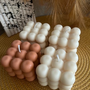 Świeca woskowa Bubble Aesthetic Decorative Soy Wax | Wystrój domu | Pomysł na prezent Ręcznie robiony | Prezent na ślub i urodziny
