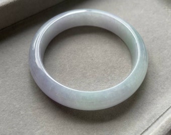 Eisiger zweifarbiger Ton Grün und Lavendel Jadeit Jade Armreif (Gute Lichtdurchlässigkeit)
