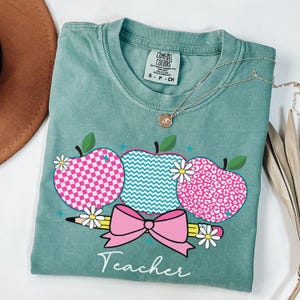 Custom Teacher Shirt, Teacher Apple Shirt, Teacher Appreciation Gifts, Retro Apple Teacher T Shirt, Personalized Checker from Student