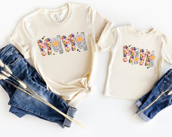 Personalized Matching Floral Mommy and me Shirts, Retro matching mother daughter T-shirt, mommy and me Outfit, Mother's Day gift, Floral Tee