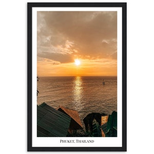 Tramonto Phuket, Tailandia - Poster con cornice in legno