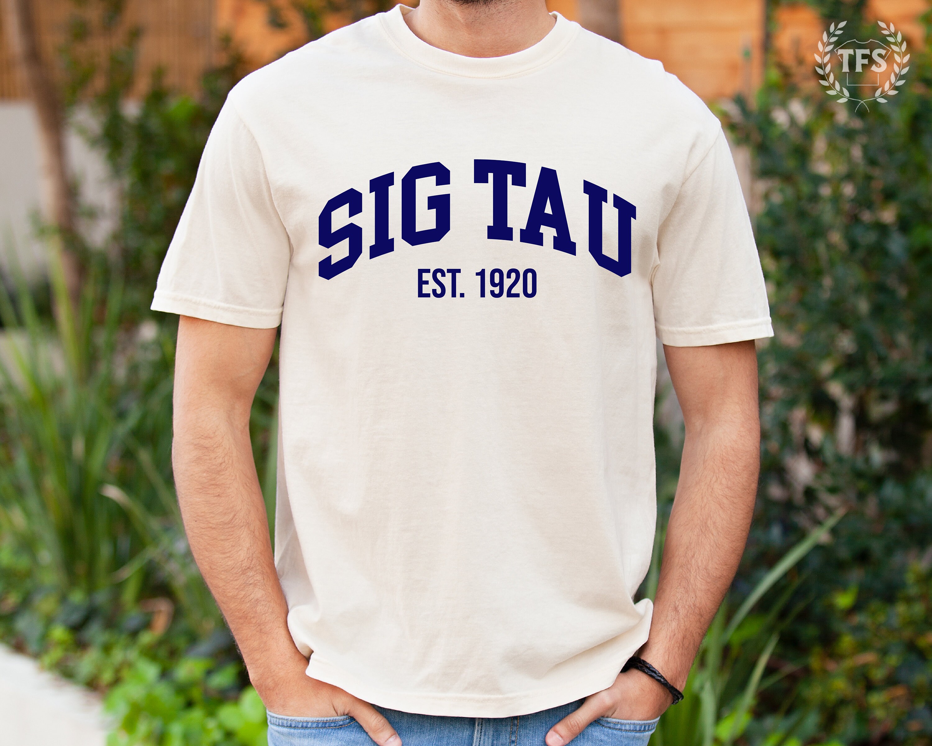 Sig tau shirt Clearance