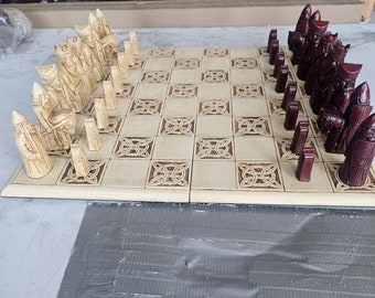 Isle of Lewis Chess set + 2 Extra Queens