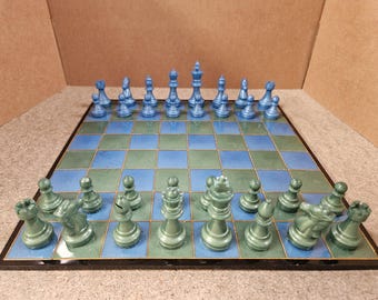 Staunton Blue And Green Chess Set and matching Board