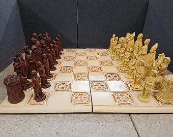 Cavalier And Round Head Chess set + Optional Folding Chess Board