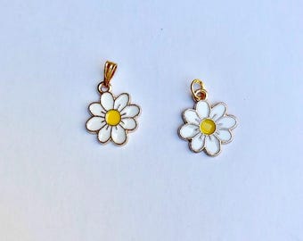 Daisy Pendant without chain