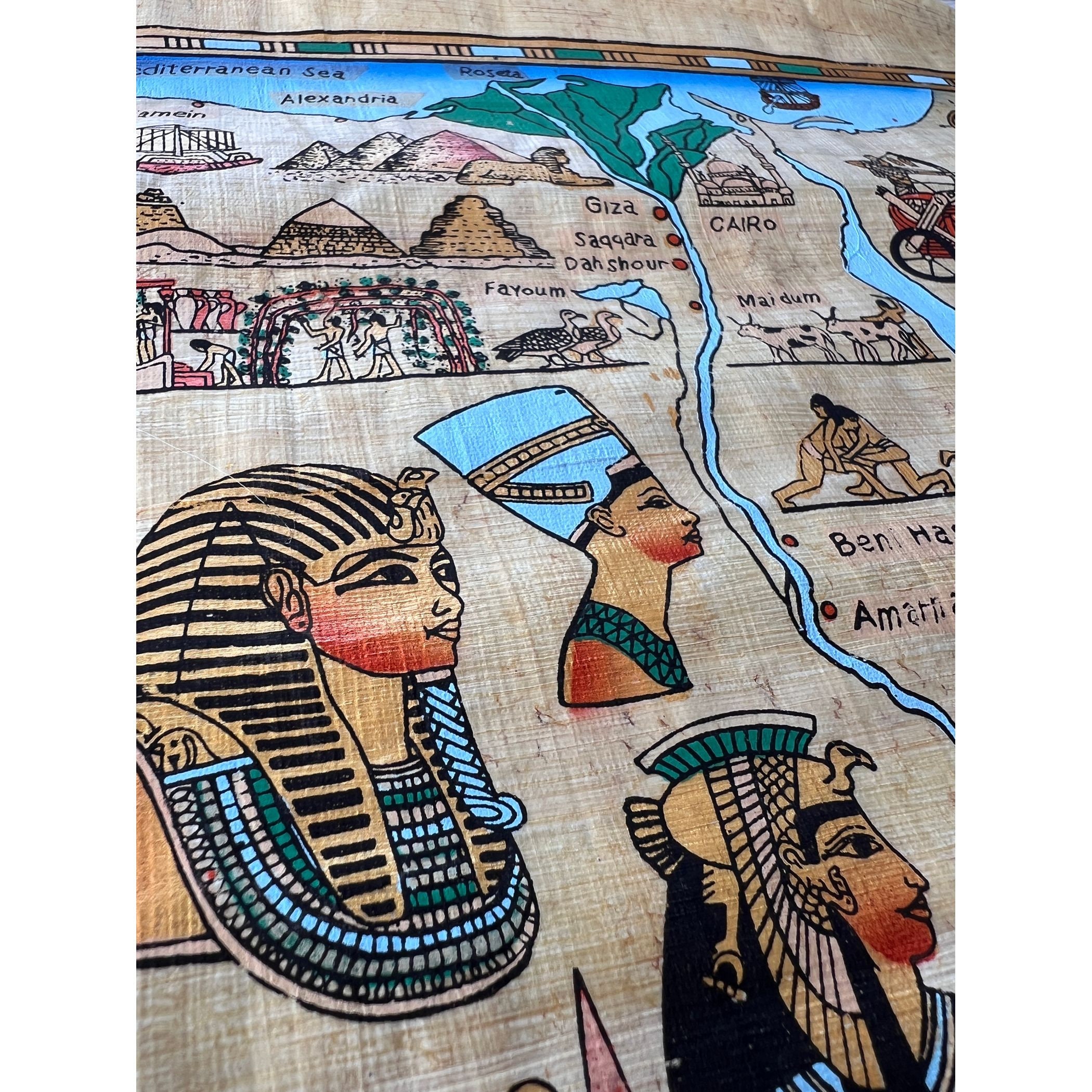 パピルス　古代エジプト　地図 古代エジプトの手描きパピルス地図、時代を巡る旅、豊かな歴史と