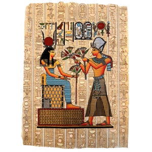 Papiro egiziano antico dipinto a mano raffigurante il re Ramses che offre fiori di loto alla dea Hathor, dipinto su papiro egiziano 9x13 pollici
