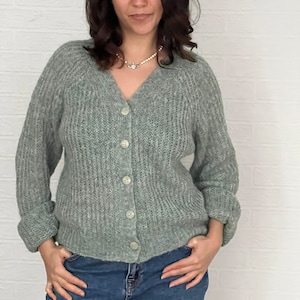 Alpaca Wool Women Cardigan. Chunky wool sweater cardigan. Cable knit cardigan. image 5