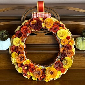 Wreaths, Paper Flower Wreath, Handmade, Round Centerpiece, Rolled Paper Wreath, Front Door Wreath, Classroom Door Wreath, Window Wreath