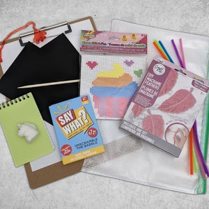 Crafty Girl Busy Bag, Roadtrip entertainment, Restaurant Activity, Calm Down Bag, Family Game, Artistic, Crafts for girls, Gift, 6+ years