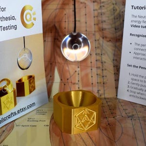 Péndulo neutro + Tutorial, Radiestesia vibracional, Test de energía, Equilibrio de chakras, Geometría sagrada, Esfera de radiestesia, Soporte de merkaba dorado