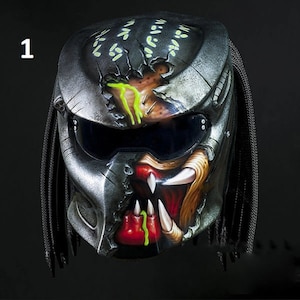 Custom Predator Motorcycle Helmet Fangs 3D Motive 3 (Dot Ece Certified)