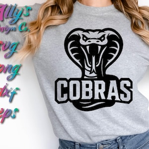 Cobra-mascottelogo SVG-png-bestand | Teamshirts | Vetgedrukte clipart | Dierentatoeagestijlvector | Stickerontwerp beker voor laptop | Cricut & Glowforge