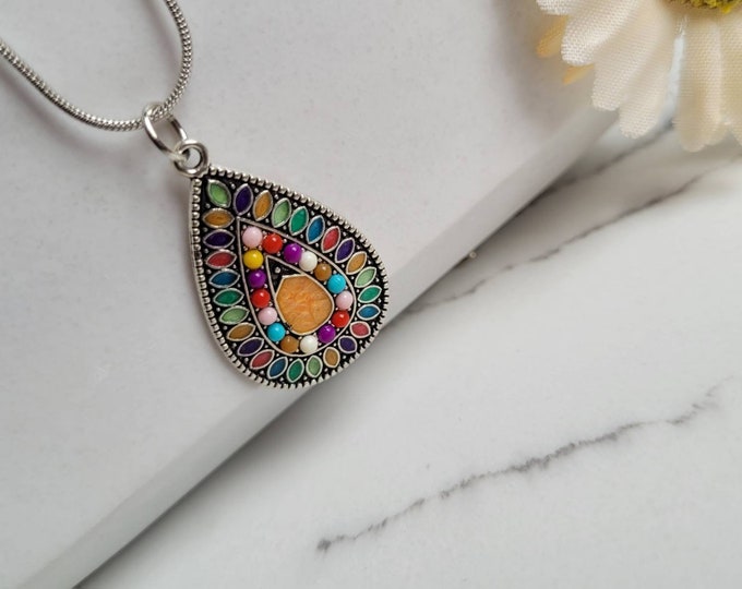 Bohemian necklaces for women birthday gift for friend, summer necklace boho gifts for her, hippie necklace pendant, festival necklace hippy
