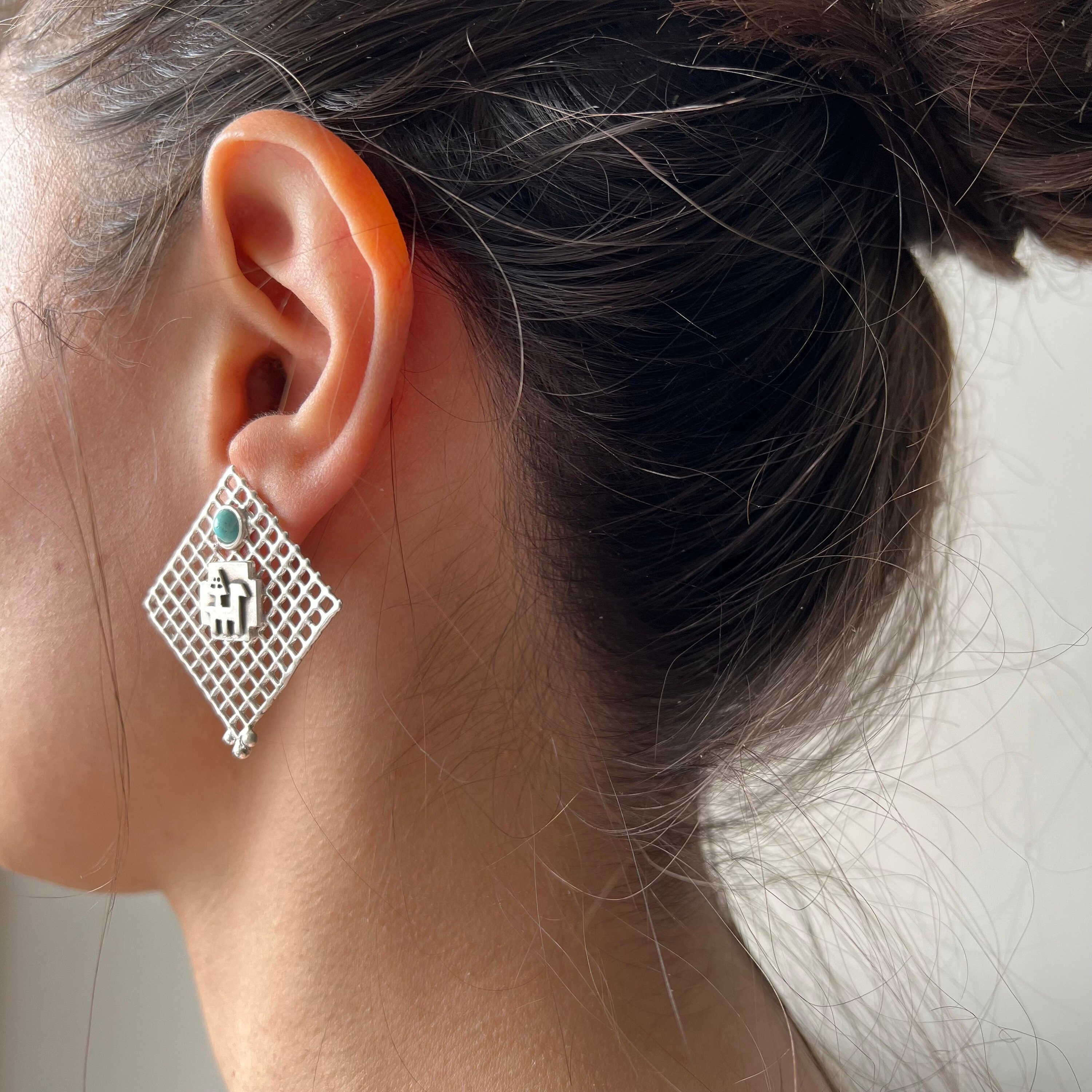 Orecchini a forma di capra in argento sterling 925, con opale, idea regalo per donne e ragazze, Nessuna pietra preziosa
