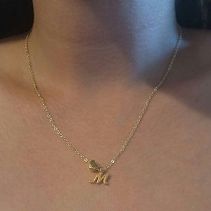 Collier prénom avec breloque coeur, collier prénom personnalisé, bijoux faits main, cadeau pour elle