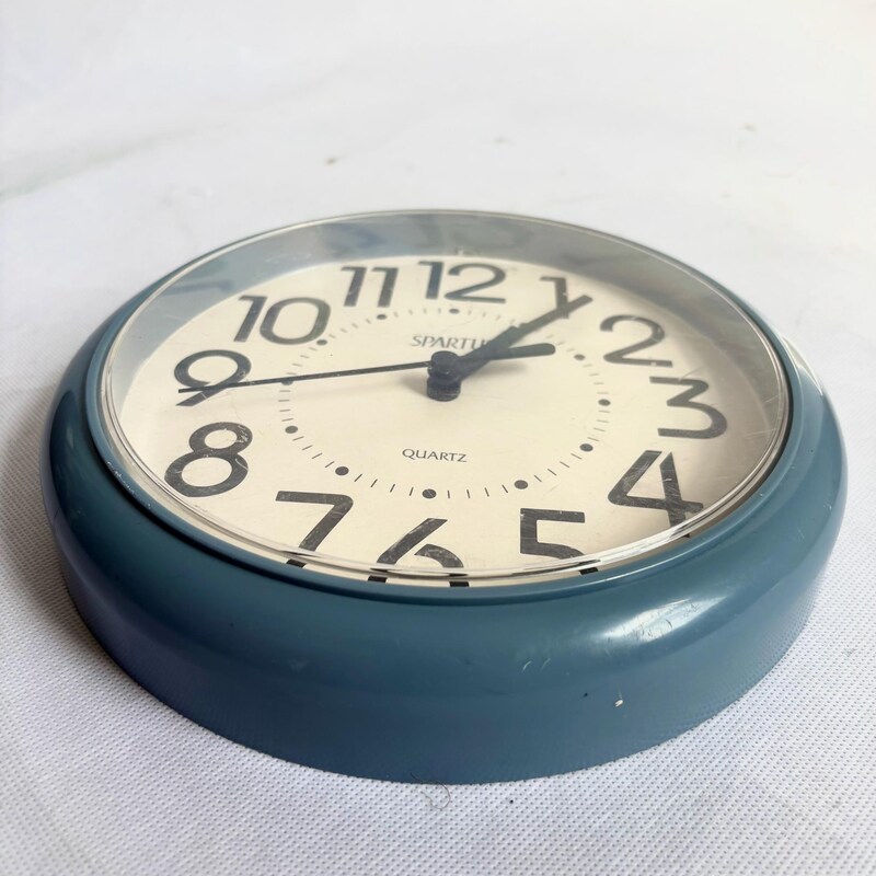 New! Clock - Design 80 main image 1