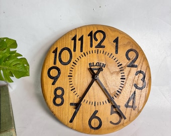 Vintage MCM Elgin Postmodern Style Circle Round Wood Clock - 10” Wall Clock Battery operated and tested