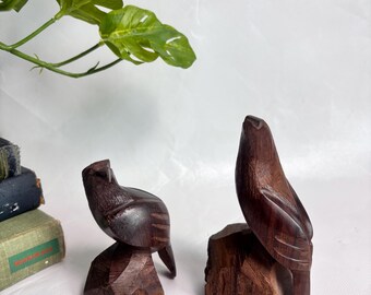 ヴィンテージ MCM 手彫りアイアンウッド製猛禽類（ワシ、タカ、ワシ）彫刻セット 1970年代頃 / 木彫りの鳥