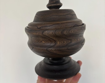 Vintage MCM Modern Hand Turned / Handmade Walnut Wood Pedestal Bowl with Lid / Urn / Tobacco Jar / Catchall Dish / Key Dish / Serving Bowl