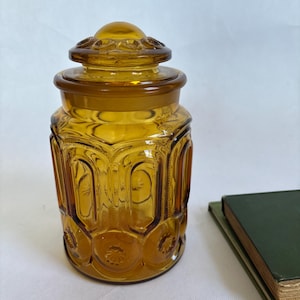 Vintage LE Smith Amber Honey Glass 9.5” Apothecary Jar Canister Moon & Stars -No chips or cracks - Amber Glass Jar and Lid