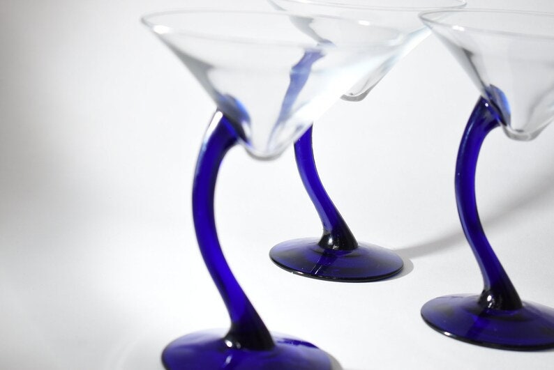 Set Of 4 Tabla Key West Crystal Martini Glasses Ribbed Stem Blue