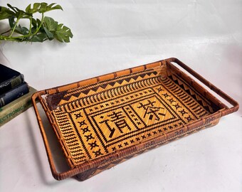 Vintage 1970s Chinese Woven Rattan & Wicker Rectangle Serving Tray / Tea Tray With Handles - "Tea Please" in Chinese