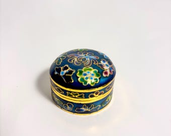 Vintage Tiny French Cloisonné Blue Floral Enamel & Brass Lidded Trinket Jewelry Pill Ring Box