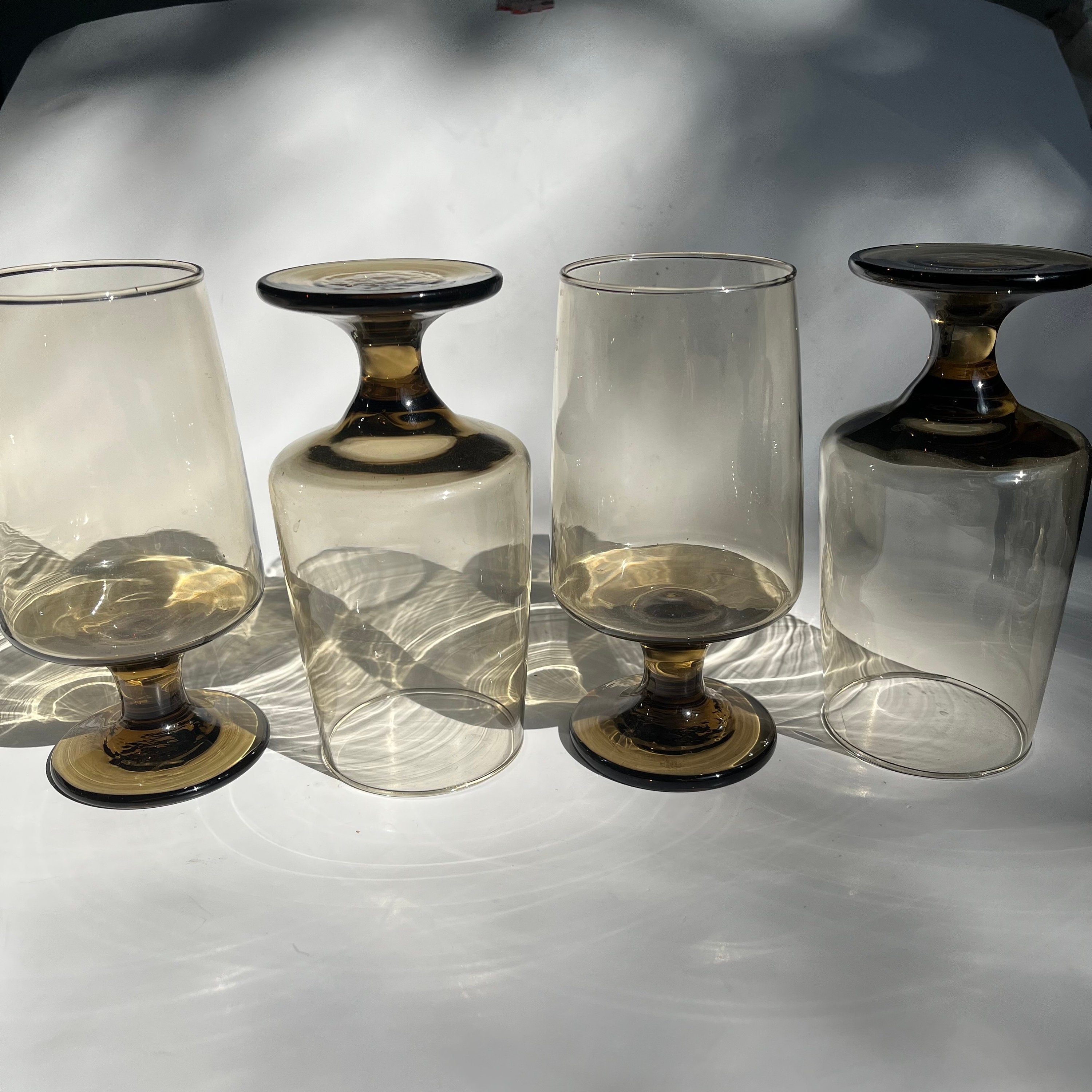 Smokey Modern Cut - Slanted White Wine Glass | Lique Homegoods
