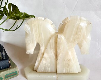 Pair 7.5” Vintage Art Deco Style Striped Onyx Stone Horse Head Bookends / Cream Marble Trojan Horse Bookends