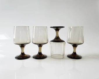 Juego de 4 copas de agua grandes Libbey Tawny Accent, juego de cuatro copas de vino, vidrio marrón ahumado MCM, cristalería de los años 60/70, 5,75" de alto