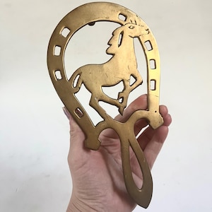 Vintage Large Solid Brass Horse and Horse Shoe Trivet Figurine / Horse Trivet/ Brass Horseshoe / Western Decor / Horse Lover Gift