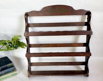 Estante de madera vintage de 3 niveles con borde festoneado para especias de pared, estilo rústico campestre para cocina - Estante de madera para pequeños objetos / Estante de madera para especias de cocina