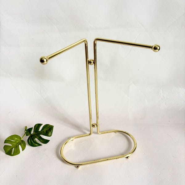 Toallero vintage dorado con patas esféricas / Toallero de metal para tocador / Elegante expositor de baño / Regalo de inauguración de la casa / Detalles de latón