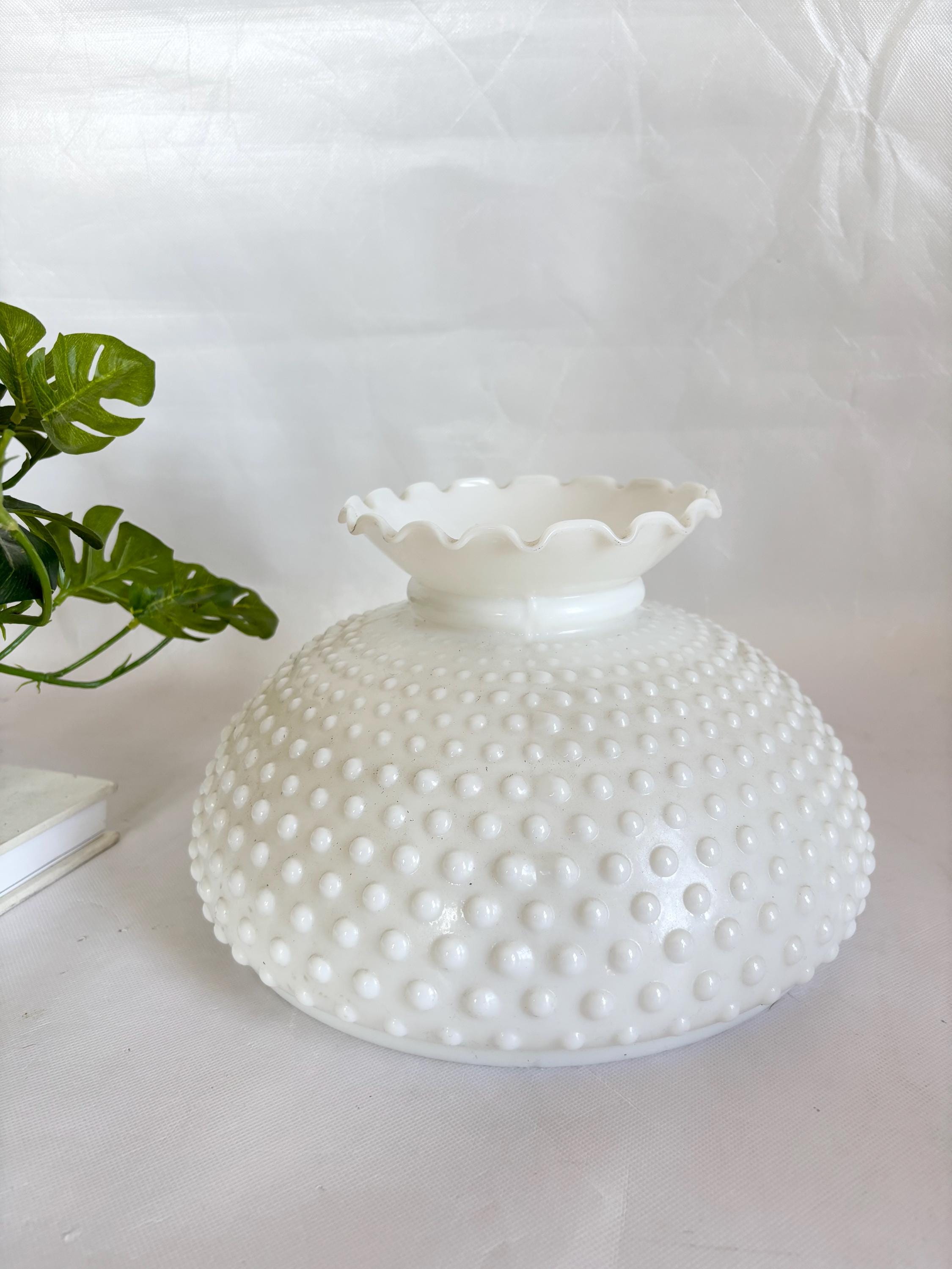 Applique ronde en rotin blanc avec fil