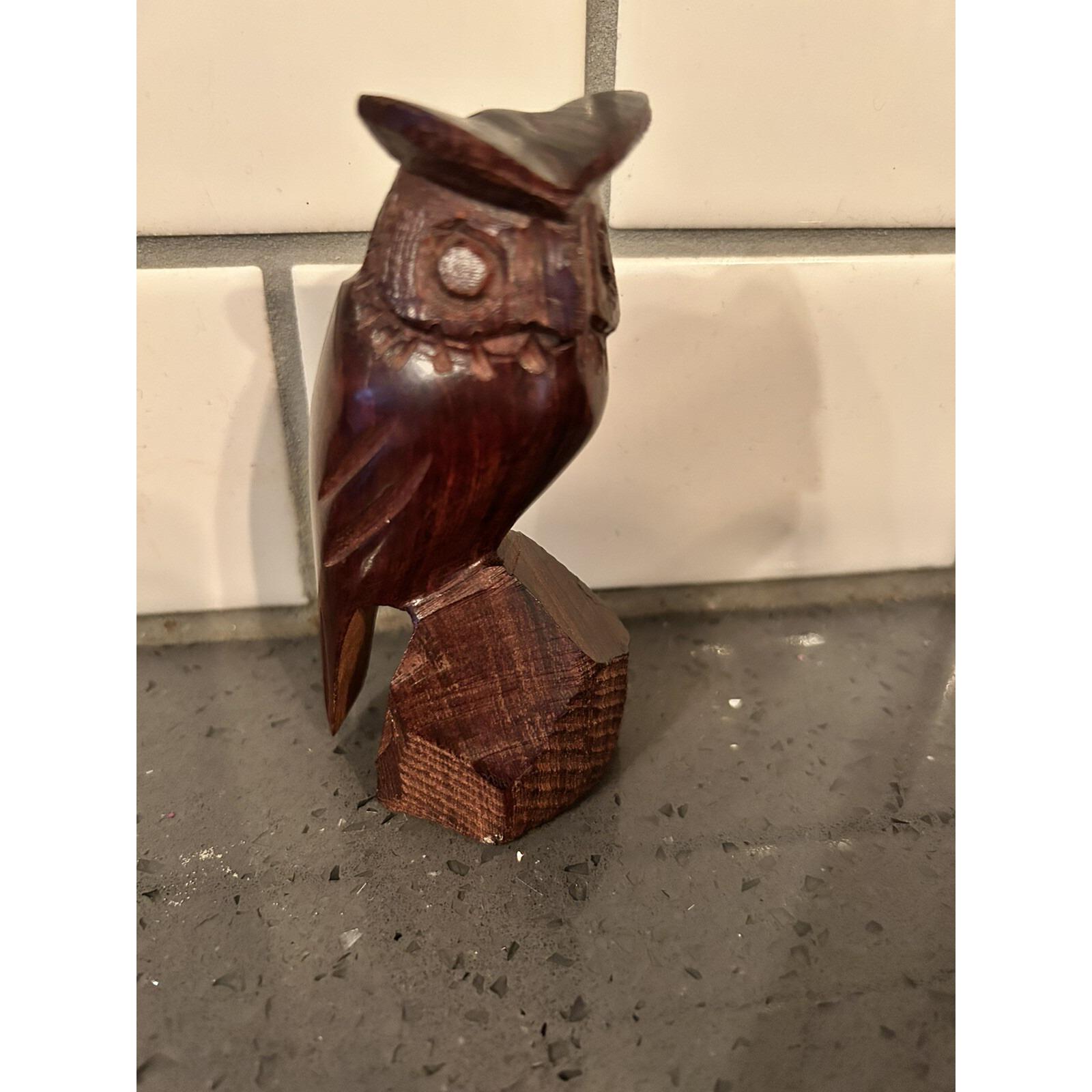 木製動物彫刻 ダークブラウン 黒檀の木ダークブラウンの木製樹木と鳥の彫刻、アジア風のデザイン